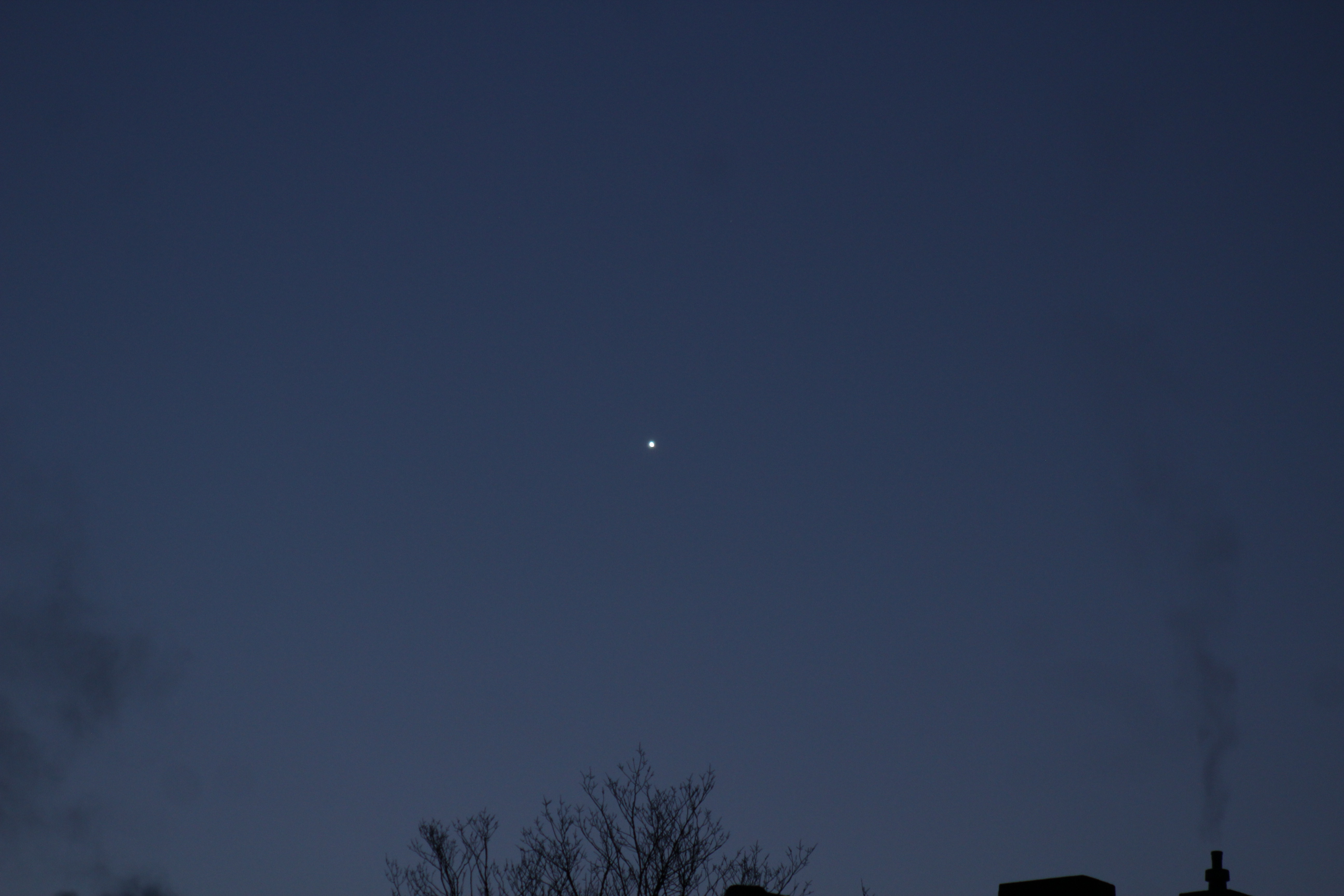 12,2,22 UT 5_57 Venus.JPG