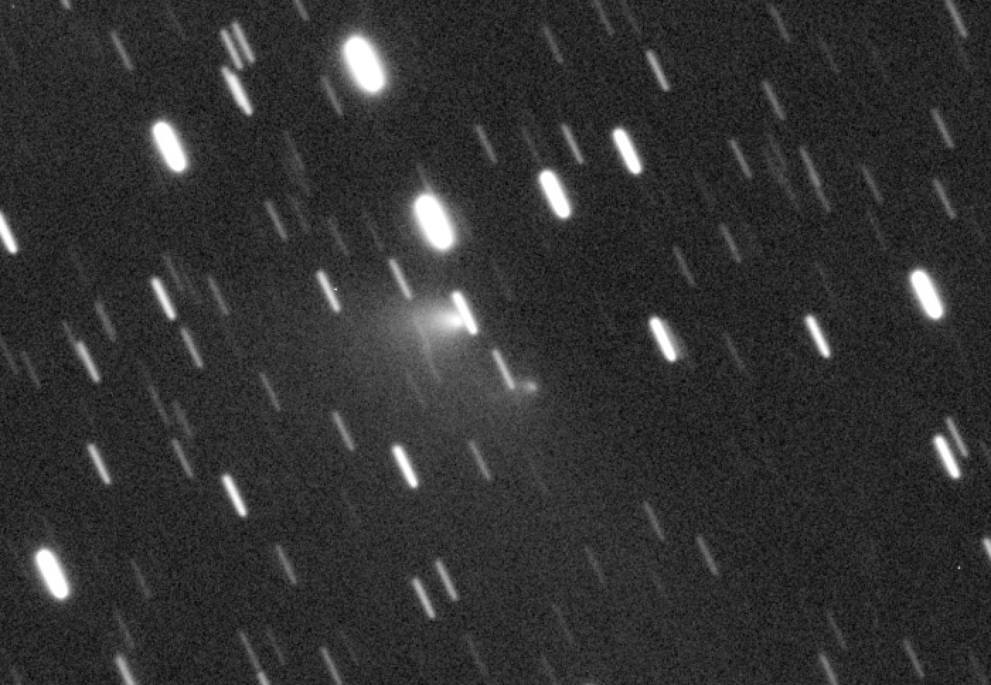 240P_2026_01_18_2115_2212UT_14x4min_Gain160_620mm_comet2.jpg